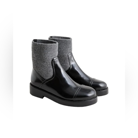 🆕 J. Crew Shoes | Spazzo Rib-Cuff Boots | Black Leather - Picture 2 of 4